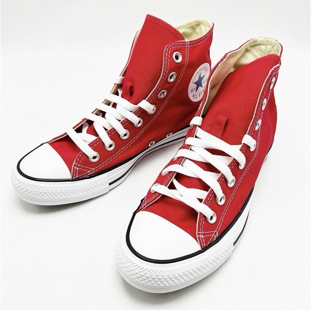 Red Converse Chuck Taylor All Star Sneakers Mens 7 Womens 9 Canvas Hi Top Shoes